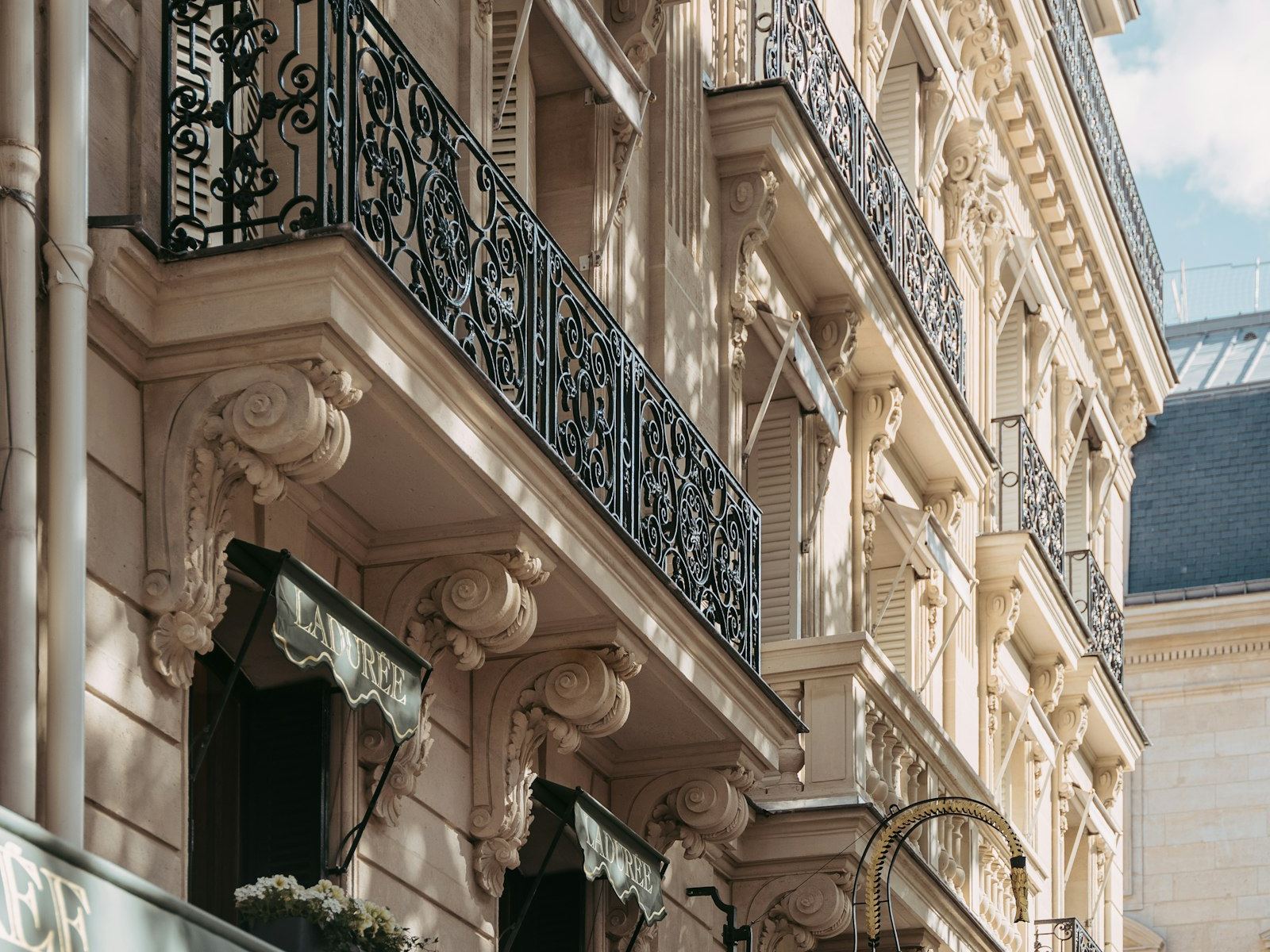 Façades d’immeubles en copropriété gérés par un syndic